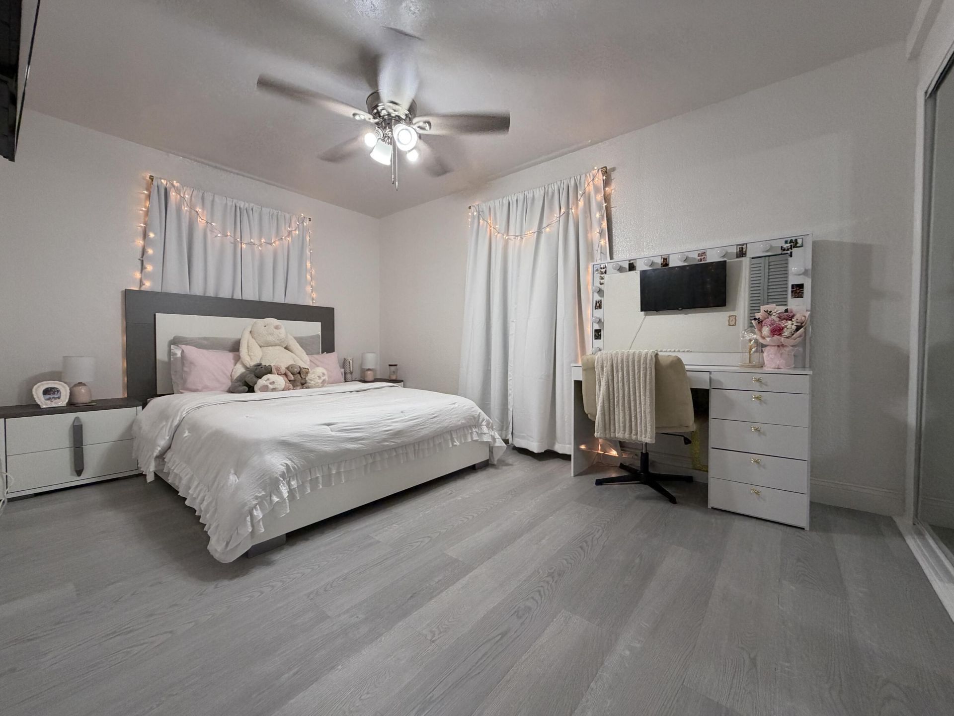 709 Caddie Place, West Palm Beach, FL 33409 Photo