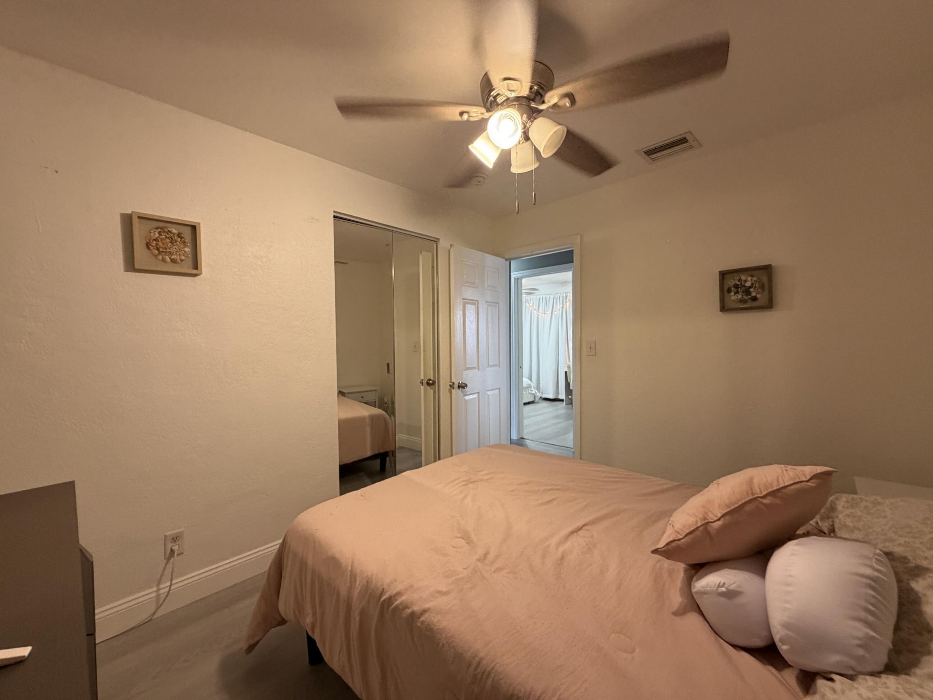 709 Caddie Place, West Palm Beach, FL 33409 Photo