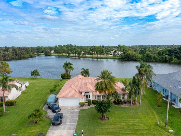 1507 SE Westmoreland Boulevard, Port St. Lucie, FL 34952