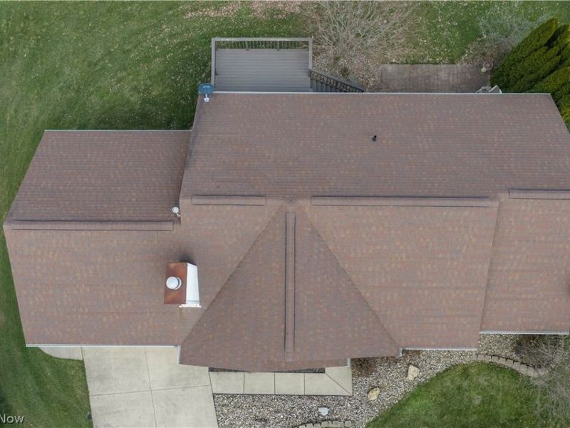 1389 N Milburn Square NE, Bolivar, OH 44612 Photo 11