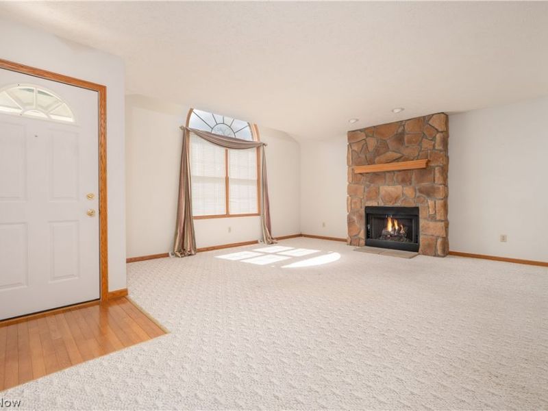 1389 N Milburn Square NE, Bolivar, OH 44612 Photo 14