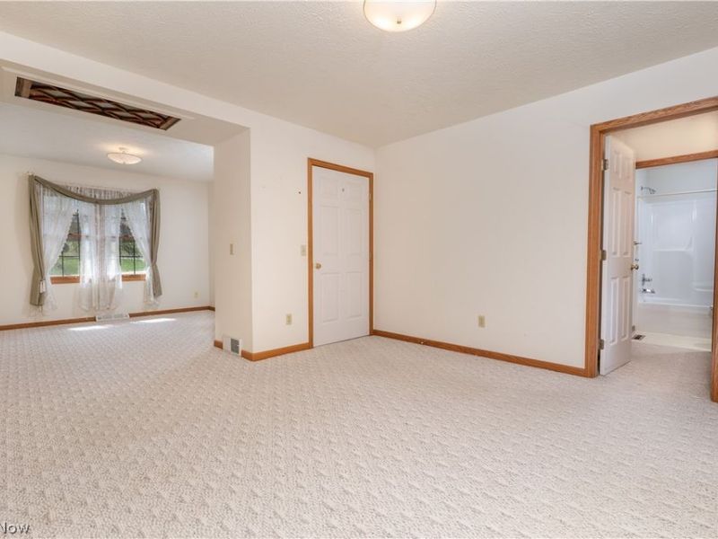 1389 N Milburn Square NE, Bolivar, OH 44612 Photo 16