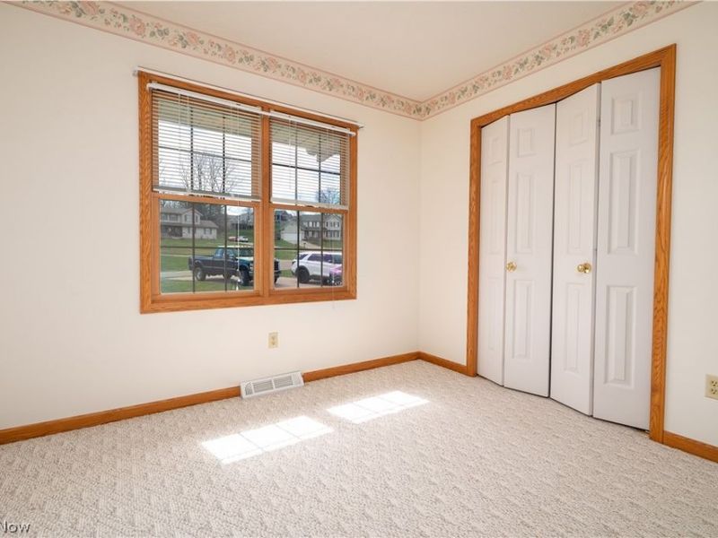 1389 N Milburn Square NE, Bolivar, OH 44612 Photo 20