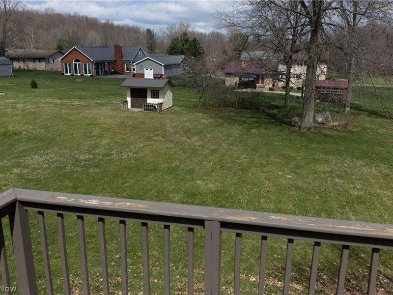 1389 N Milburn Square NE, Bolivar, OH 44612 Photo 31