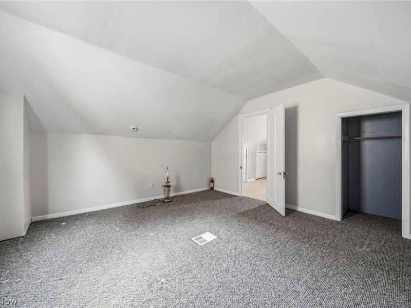 729 W Main Street, Geneva, OH 44041 Photo 21