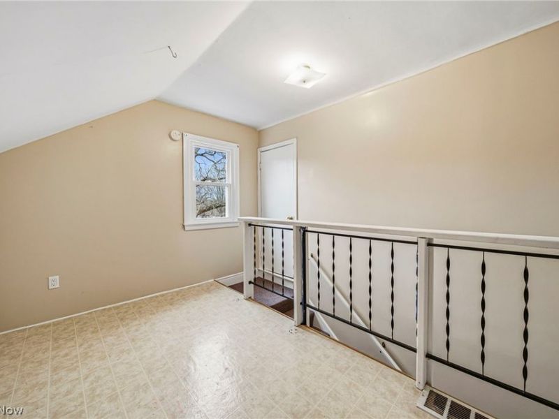 729 W Main Street, Geneva, OH 44041 Photo 22