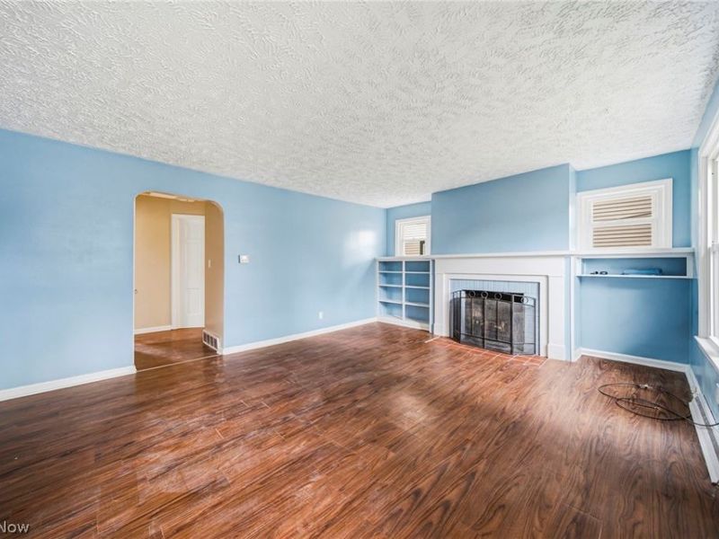 729 W Main Street, Geneva, OH 44041 Photo 5