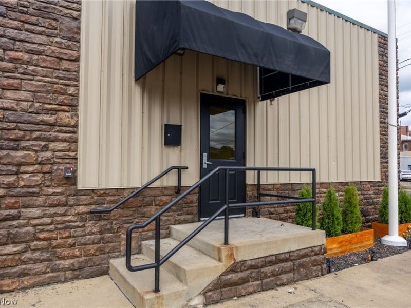 133 S 6th Street, Coshocton, OH 43812 Photo 3