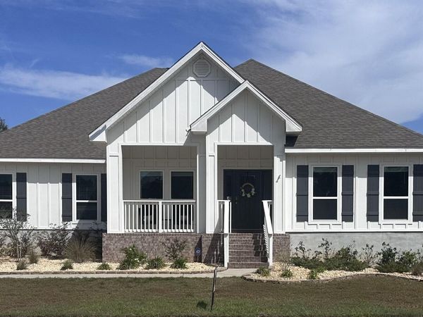 5404 Blake Lane, Pace, FL 32571