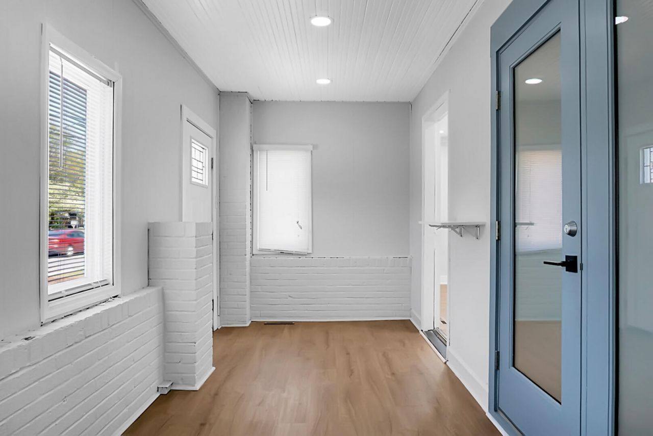 2135 Dorchester Road Photo 17