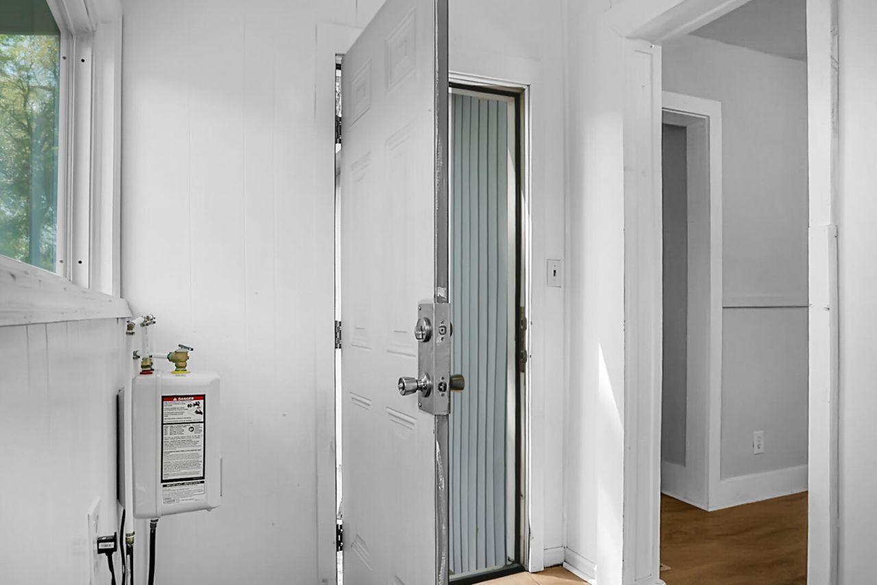 2135 Dorchester Road Photo 29