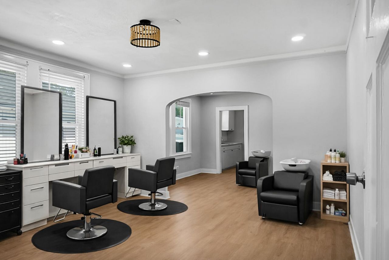 2135 Dorchester Road Photo 7