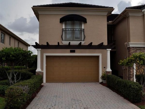 644 SAXONY BOULEVARD , ST PETERSBURG, FL 33716