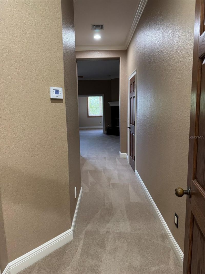 644 Saxony Boulevard, Saint Petersburg, FL 33716 Photo