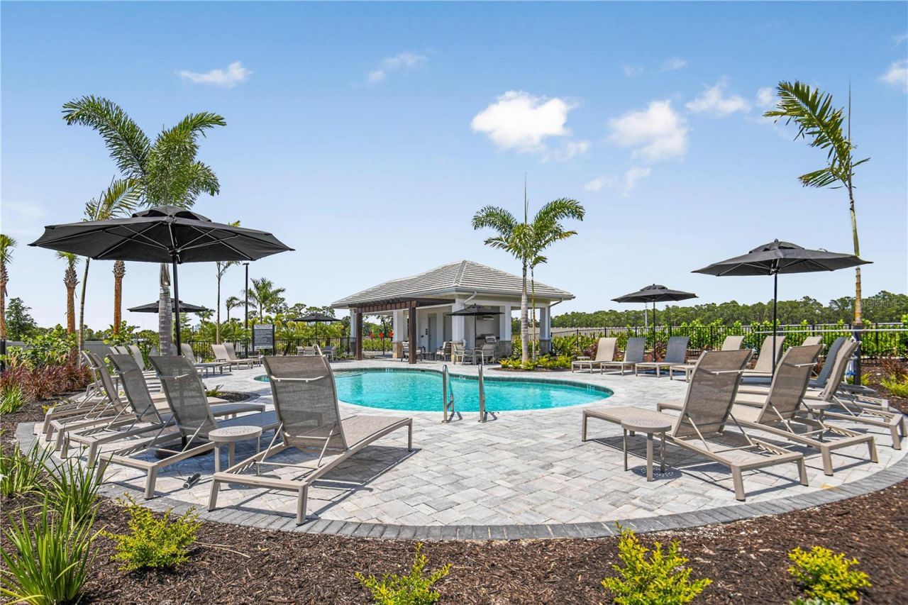 10601 Orbit Terrace, Sarasota, FL 34241 Photo