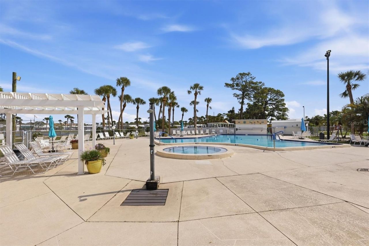 1674 University Pkwy, Unit 41, Sarasota, FL 34243 Photo