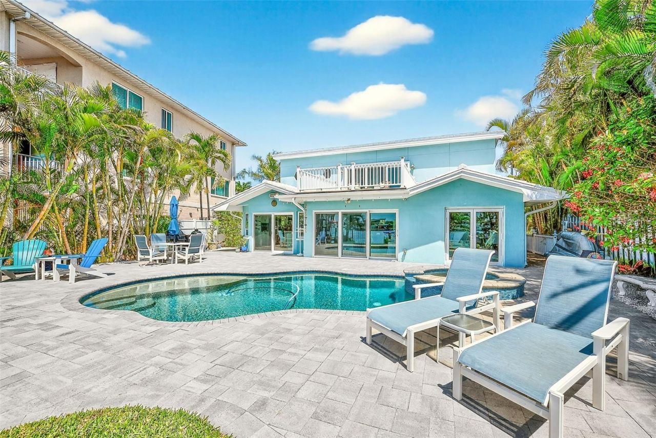 441 Harbor Drive S, Indian Rocks Beach, FL 33785 Photo