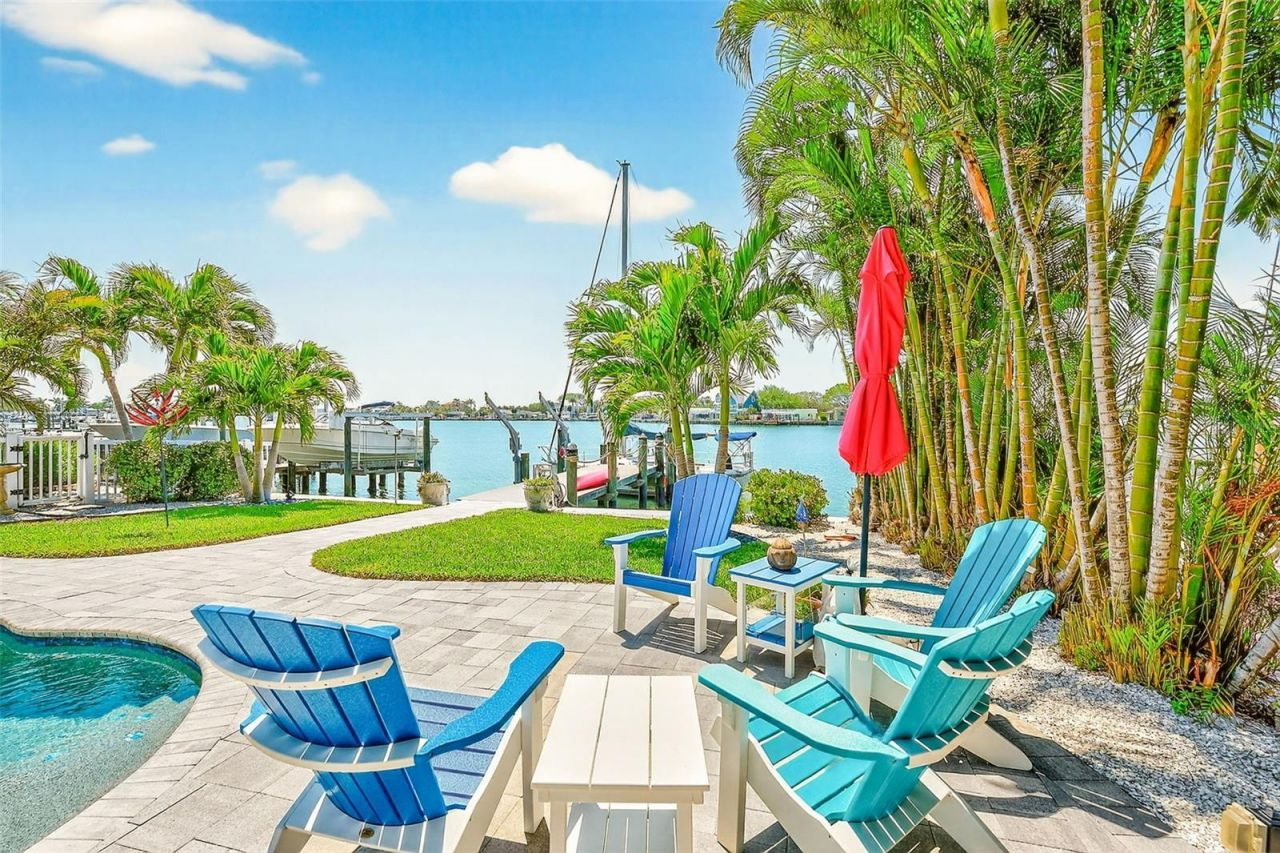 441 Harbor Drive S, Indian Rocks Beach, FL 33785 Photo