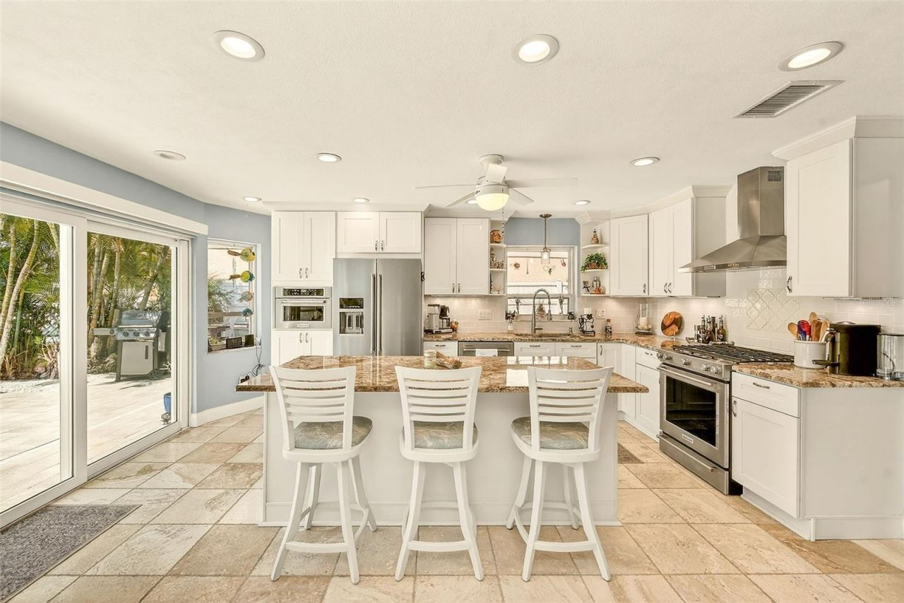 441 Harbor Drive S, Indian Rocks Beach, FL 33785 Photo