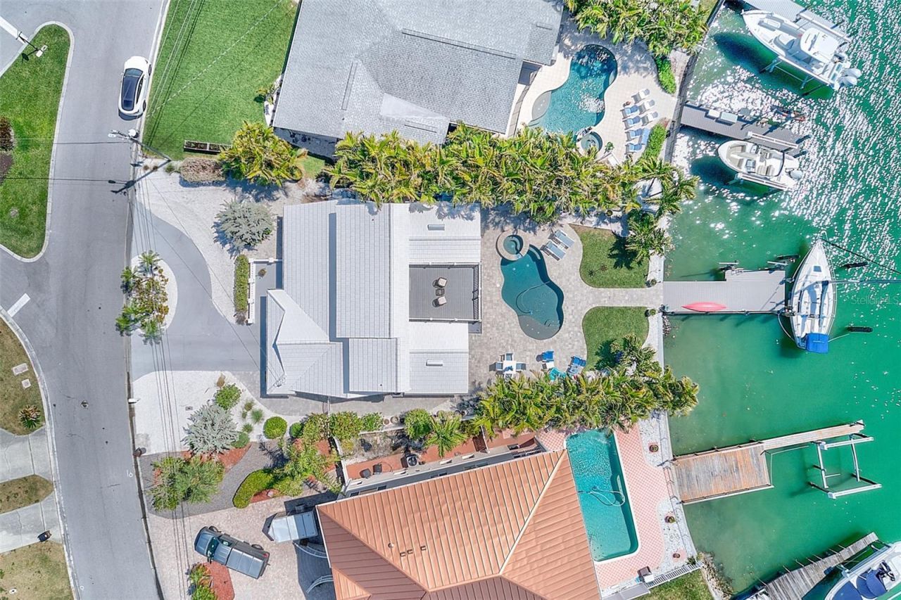 441 Harbor Drive S, Indian Rocks Beach, FL 33785 Photo