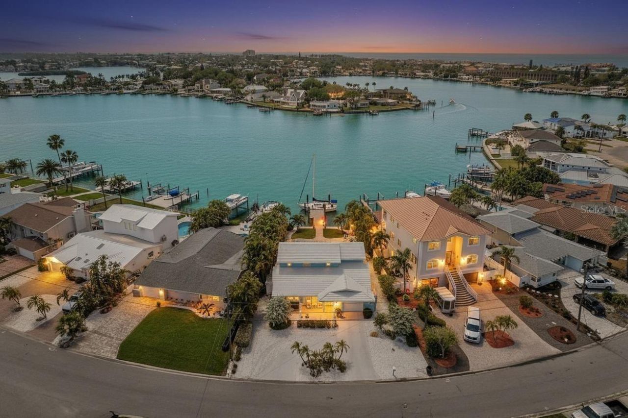 441 Harbor Drive S, Indian Rocks Beach, FL 33785 Photo