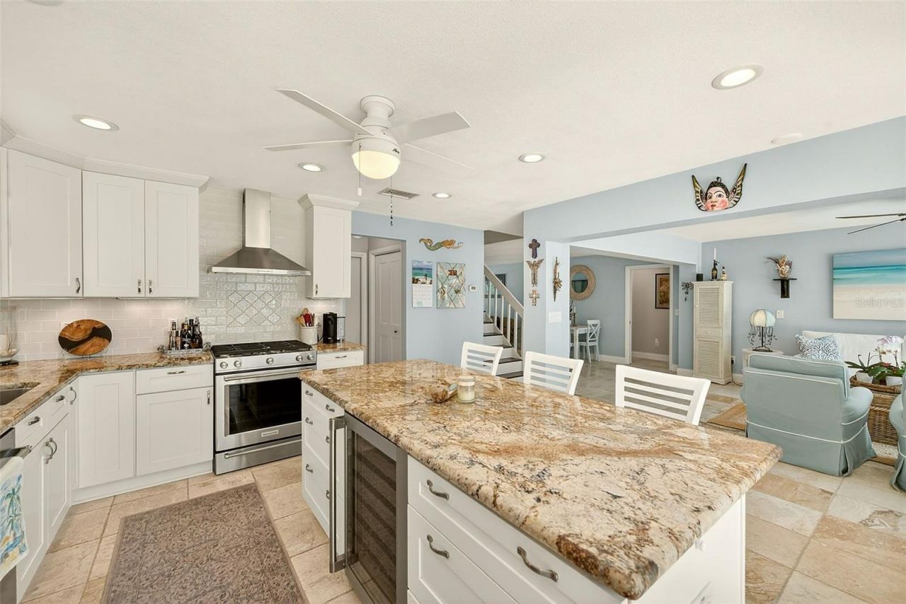 441 Harbor Drive S, Indian Rocks Beach, FL 33785 Photo