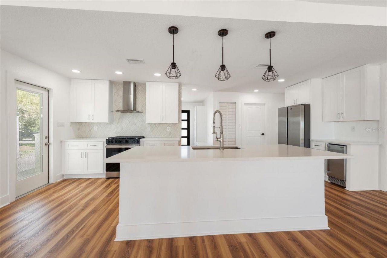 1038 Eldorado Avenue, Clearwater, FL 33767 Photo