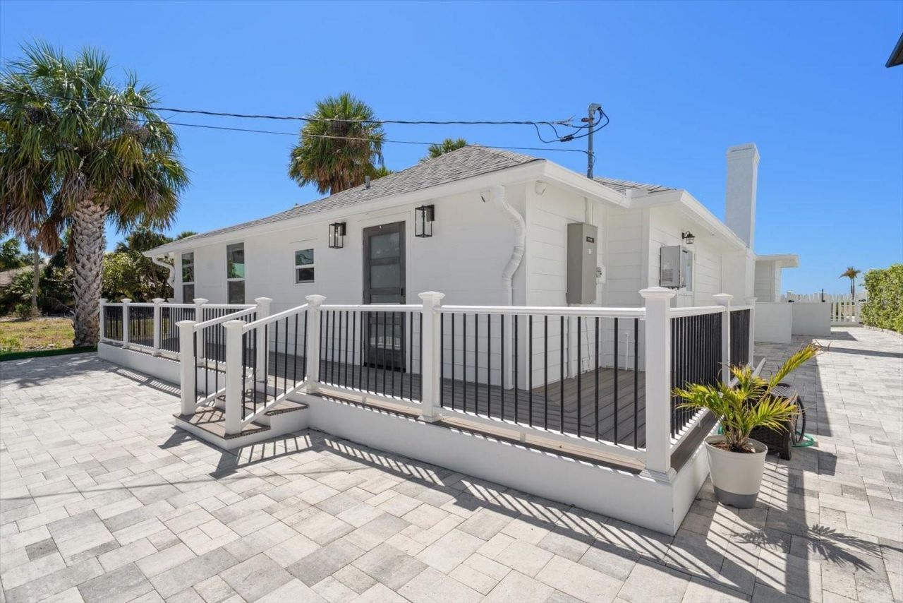 1038 Eldorado Avenue, Clearwater, FL 33767 Photo