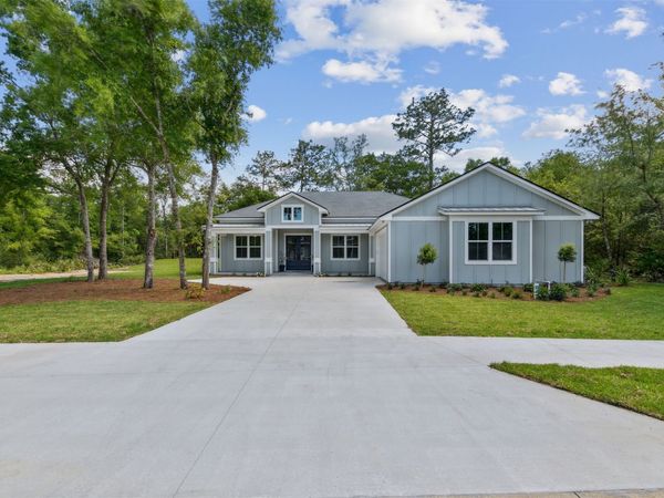 96050 CAPTAINS POINTE Road, Yulee, FL 32097
