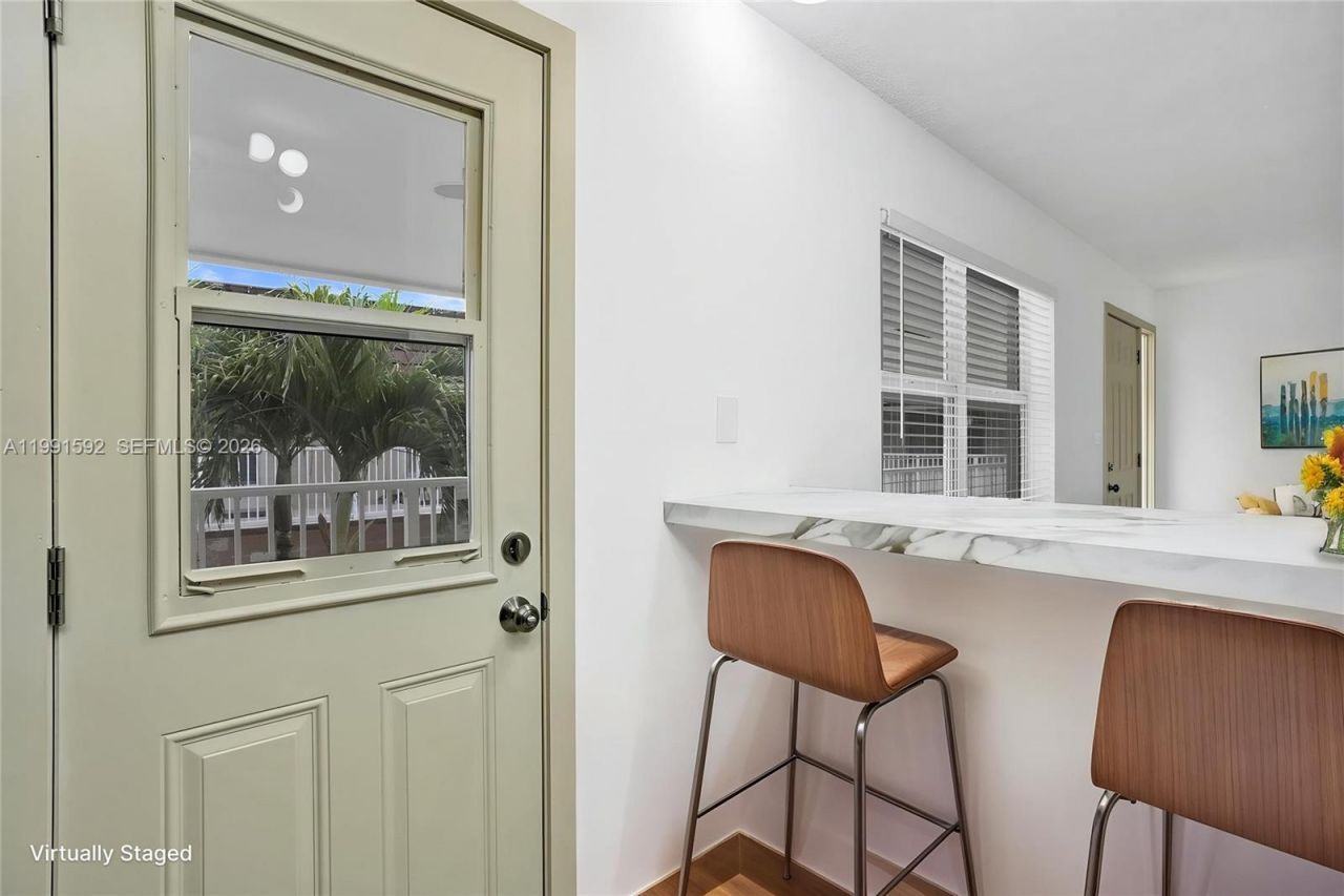 5325 SW 77th Ct , Unit 205F, Miami, FL 33155 Photo