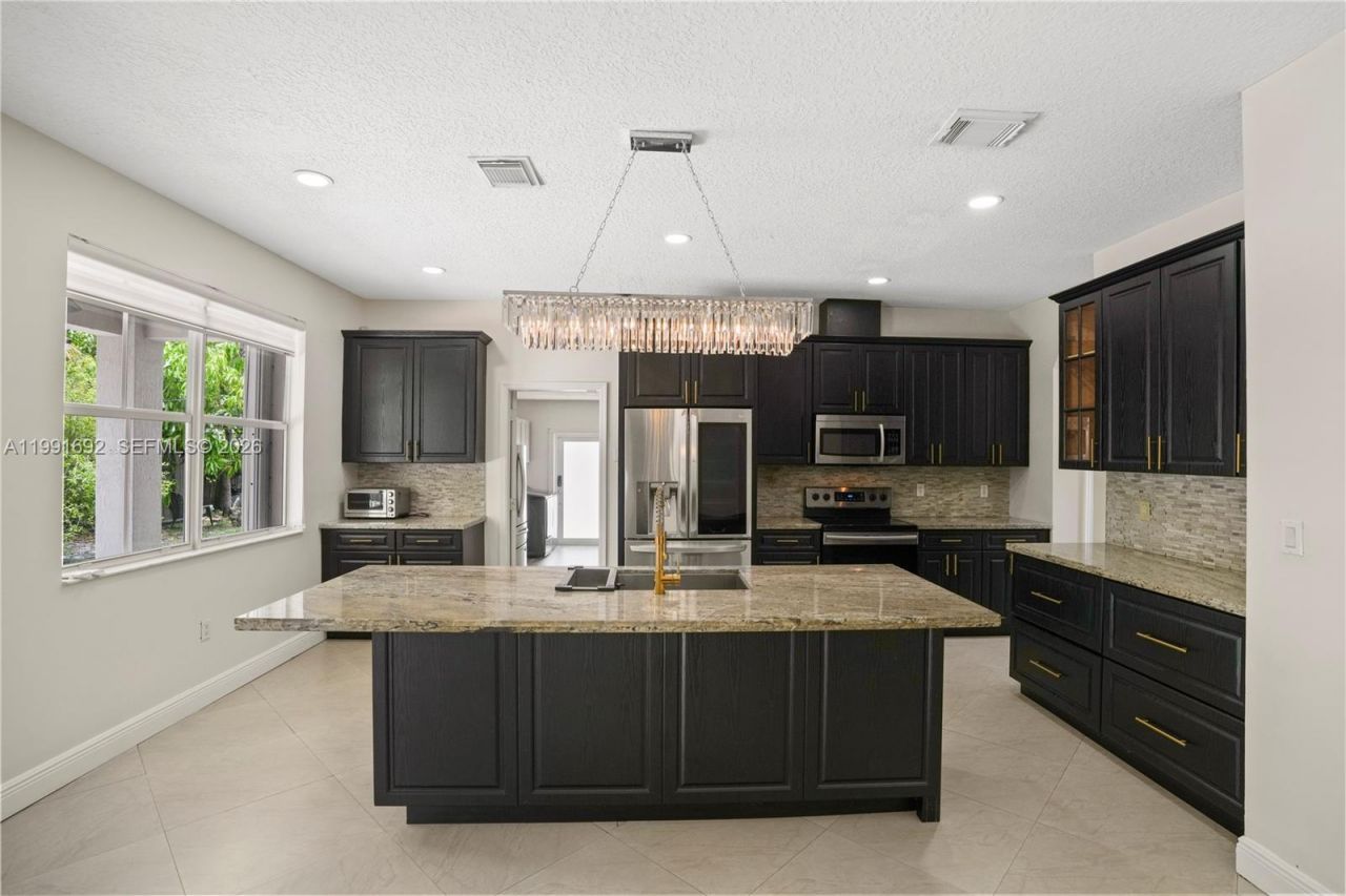 20234 SW 128th Pl , Miami, FL 33177 Photo