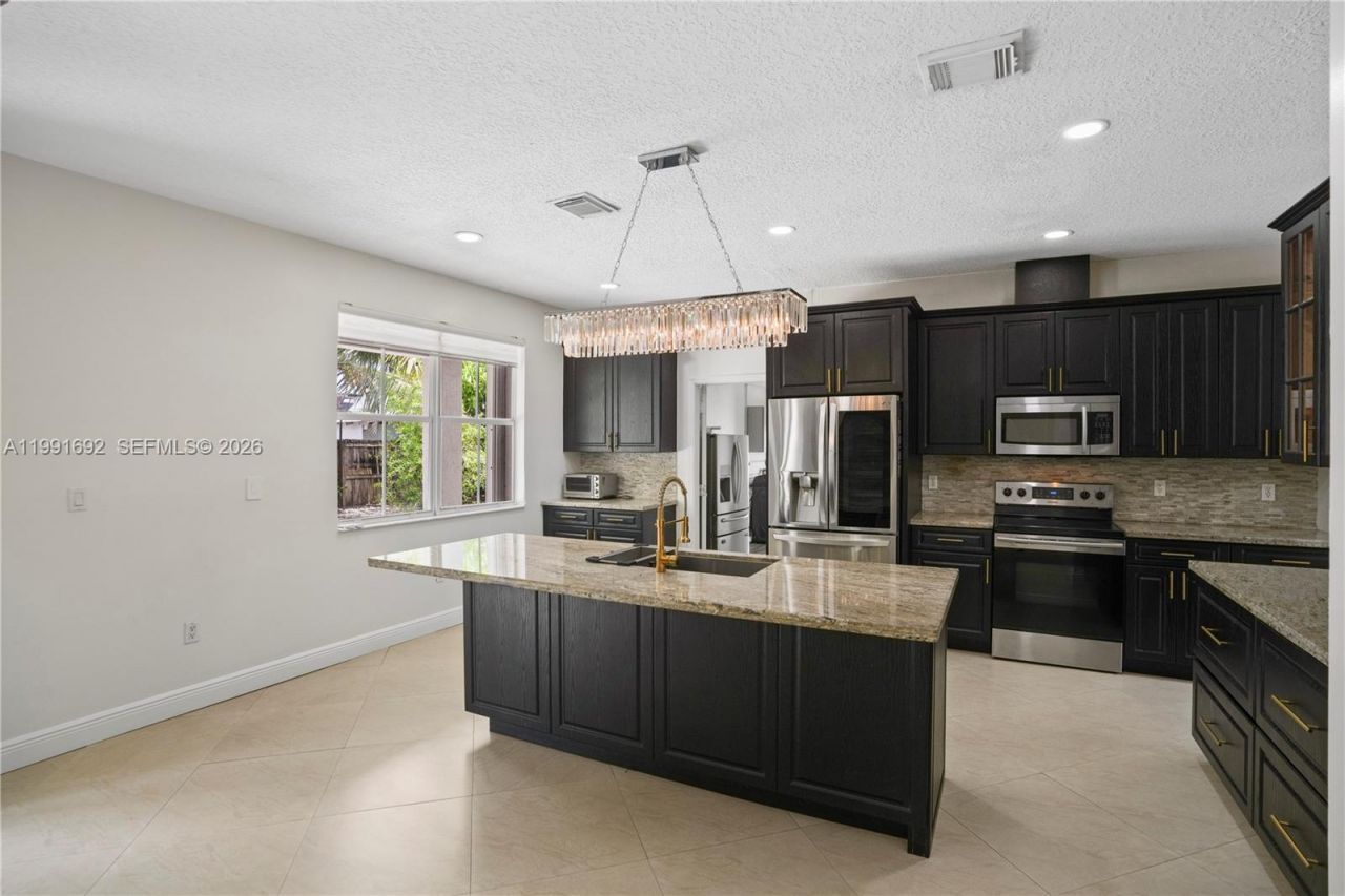 20234 SW 128th Pl , Miami, FL 33177 Photo