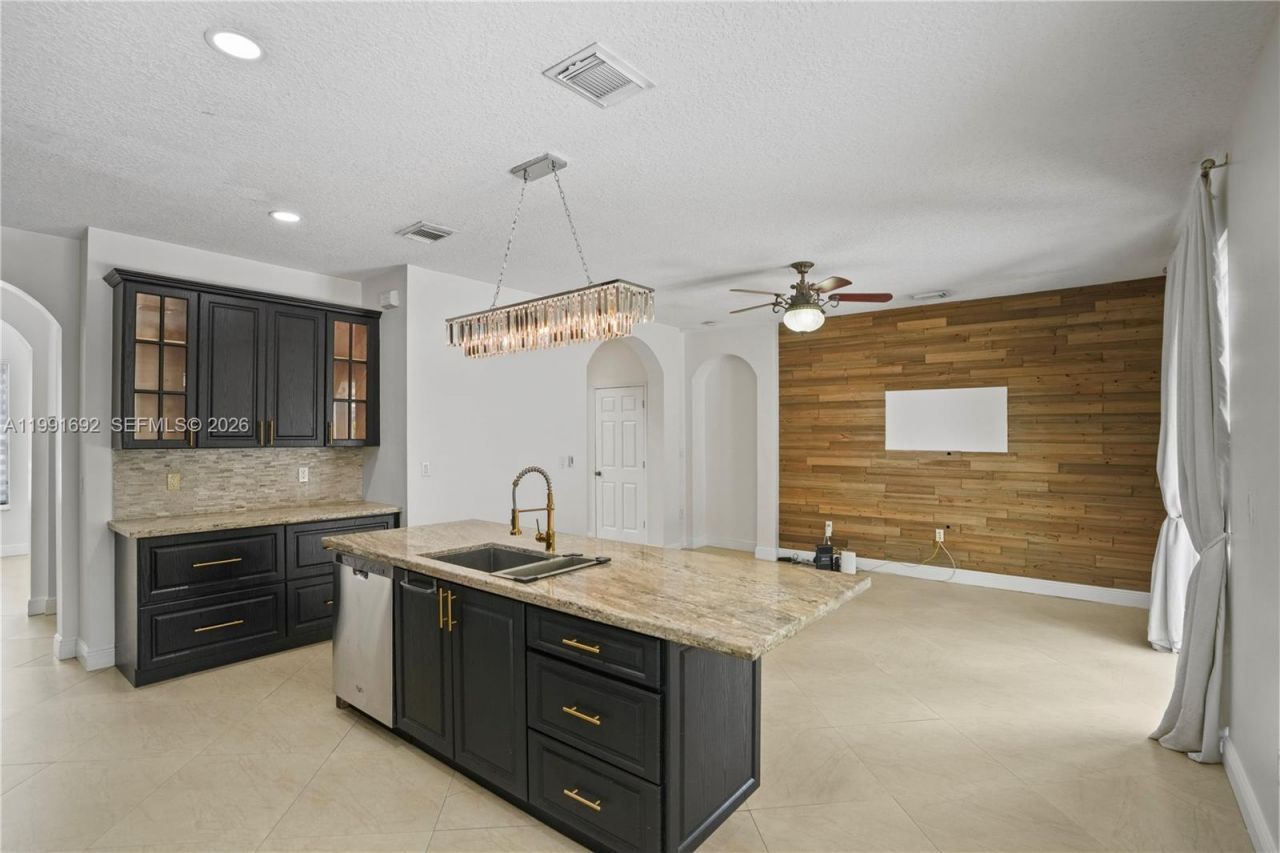 20234 SW 128th Pl , Miami, FL 33177 Photo