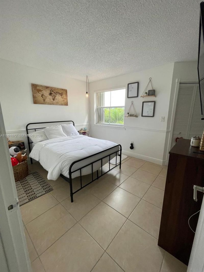 8675 NW 5th Ter , Unit 13-204, Miami, FL 33126 Photo