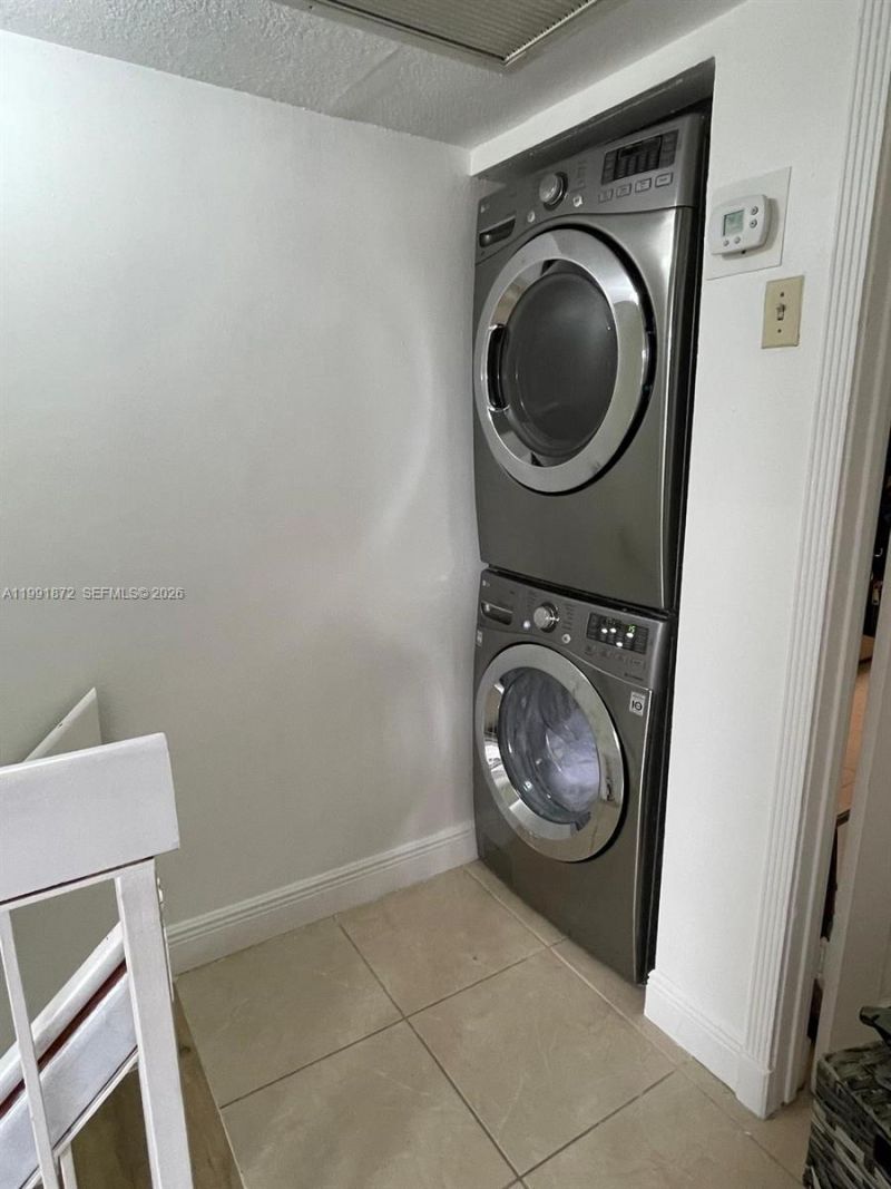 8675 NW 5th Ter , Unit 13-204, Miami, FL 33126 Photo