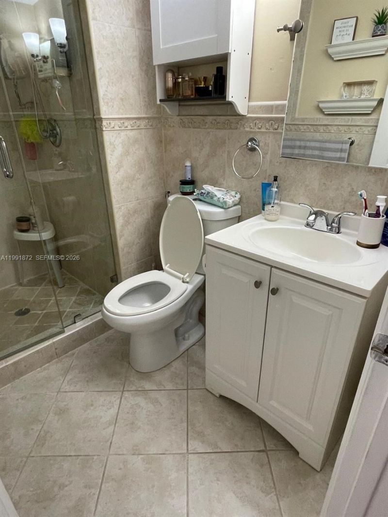 8675 NW 5th Ter , Unit 13-204, Miami, FL 33126 Photo