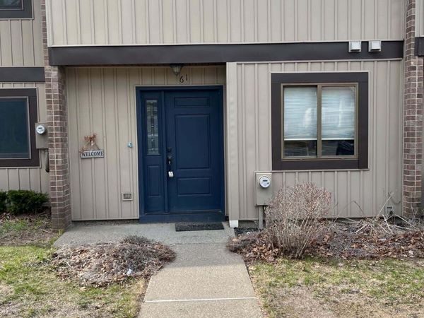 61 Point Of Woods Drive, Albany, NY 12203