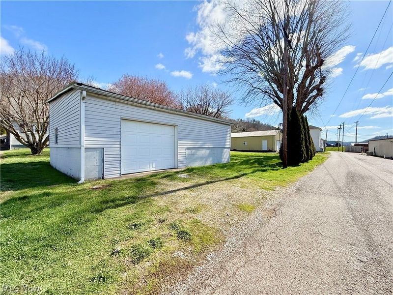 175 3rd Street, Lowell, OH 45744 Photo 38