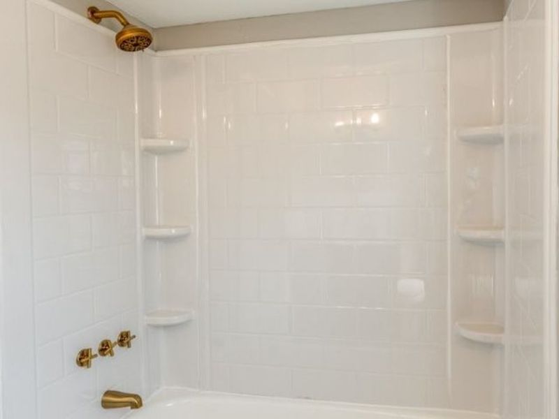 16812 Talford Avenue, Cleveland, OH 44128 Photo 13