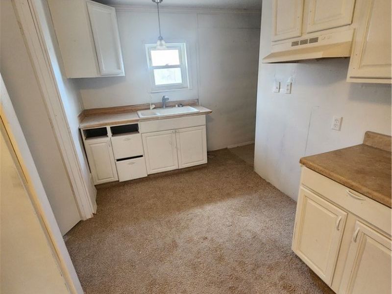 513 Rothrock Avenue, Akron, OH 44314 Photo 4