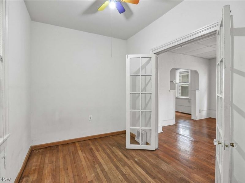 2815 Monroe Avenue, Cleveland, OH 44113 Photo 12