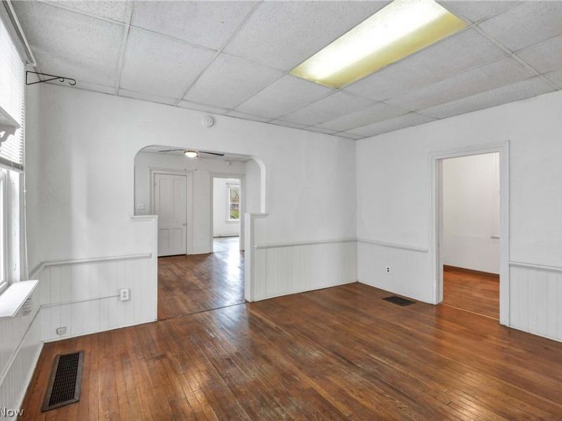 2815 Monroe Avenue, Cleveland, OH 44113 Photo 14