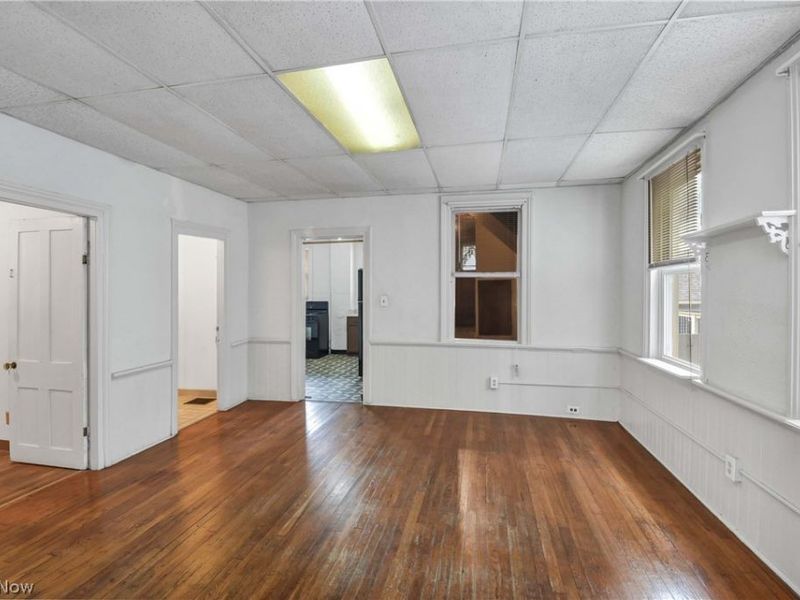 2815 Monroe Avenue, Cleveland, OH 44113 Photo 15