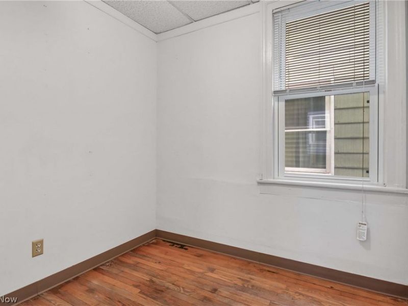 2815 Monroe Avenue, Cleveland, OH 44113 Photo 16