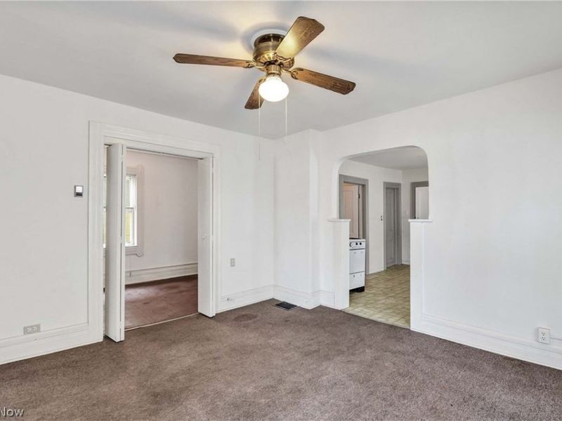 2815 Monroe Avenue, Cleveland, OH 44113 Photo 22