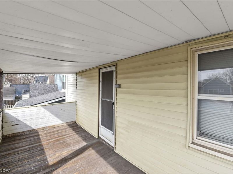 2815 Monroe Avenue, Cleveland, OH 44113 Photo 35