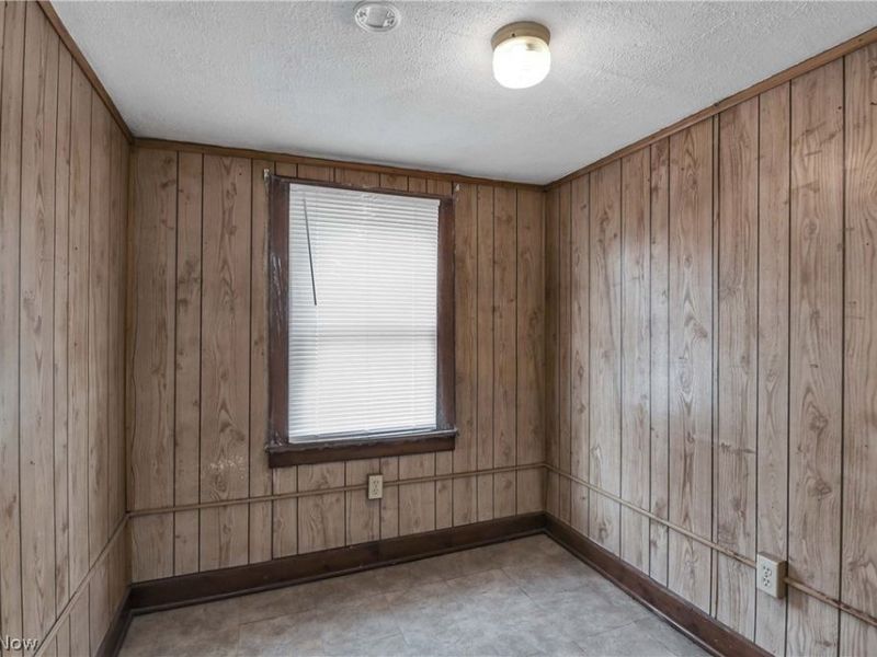 2815 Monroe Avenue, Cleveland, OH 44113 Photo 37