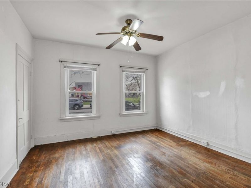 2815 Monroe Avenue, Cleveland, OH 44113 Photo 5