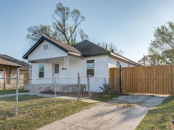 2410 S Marsalis Avenue, Dallas, TX 75216