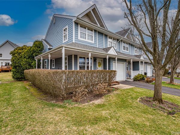 83 Broadlawn Drive, Central Islip, NY 11722